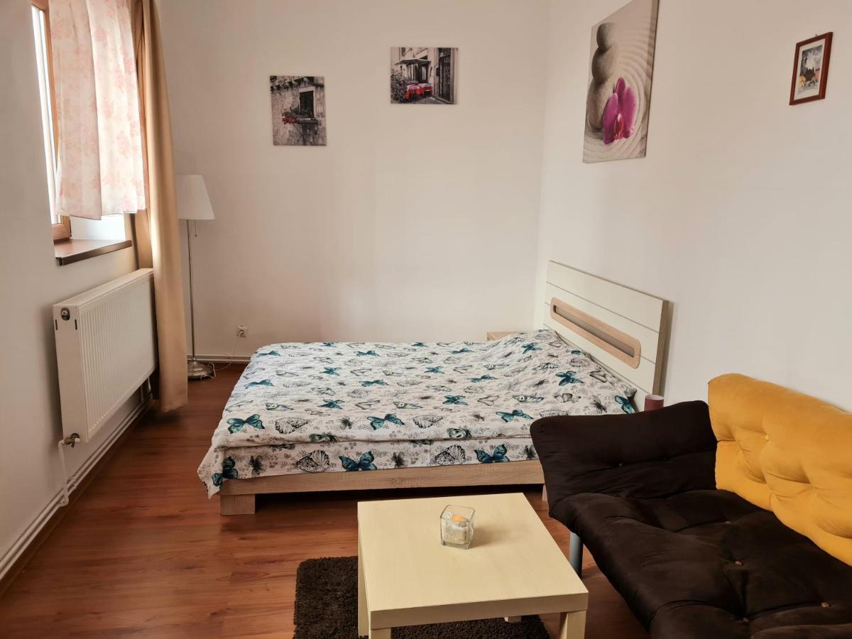 Ava Republique Apartment บราชอฟ ภายนอก รูปภาพ